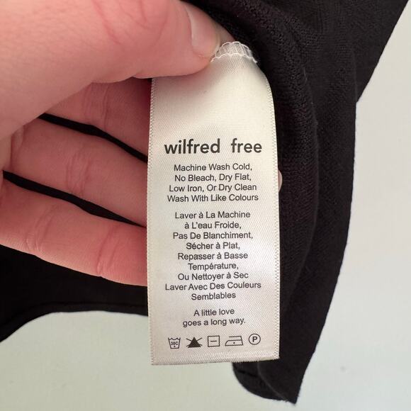NWT Aritzia Wilfred Free Black Knit Top - Picture 8 of 8